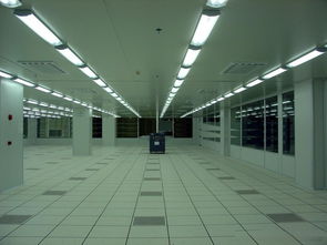 威海食品廠千級(jí)與萬級(jí)凈化車間 價(jià)格、型號(hào)規(guī)格及五金交電配套解析